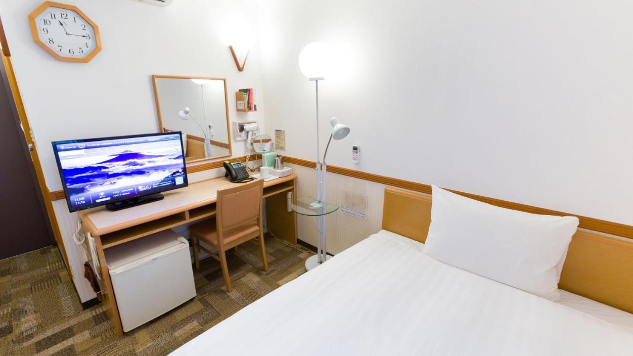 Toyoko Inn Kokura-Eki Minami-Guchi Kitakyūshū Exterior foto